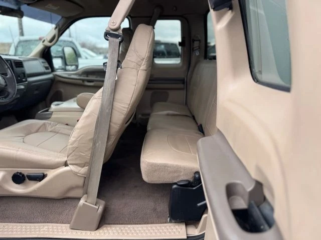 2004 Ford Super Duty 1st Gen - Image 16 of 31