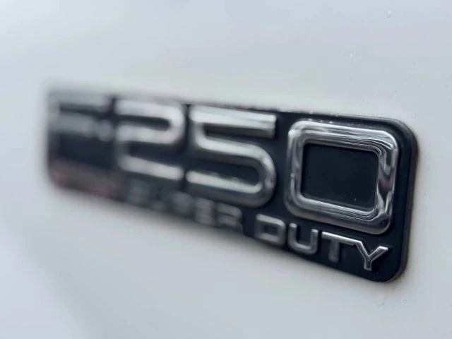 2004 Ford Super Duty 1st Gen - Image 10 of 31