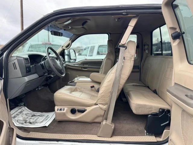 2004 Ford Super Duty 1st Gen - Image 17 of 21