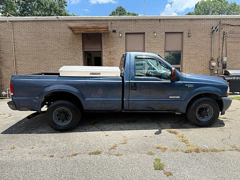 2004 Ford - Image 9 of 12