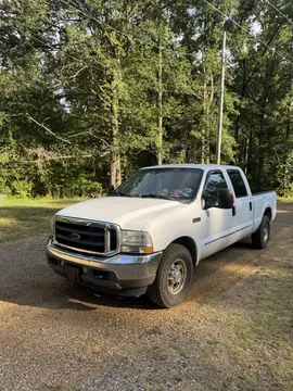 2004 Ford F-250 Super Duty Lariat Crew Cab