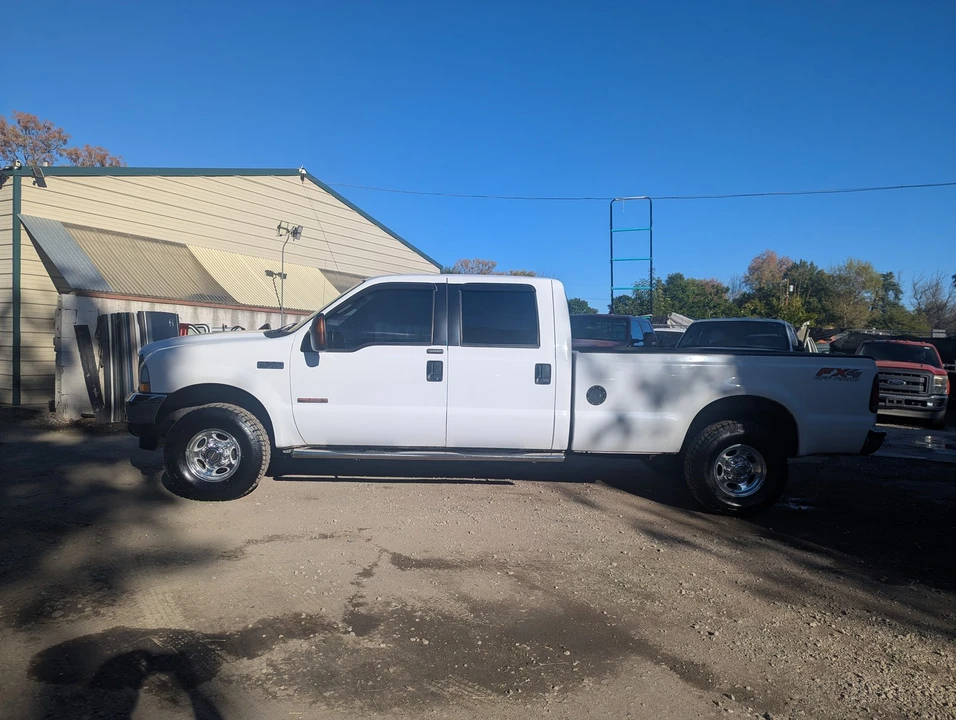 2004 Ford Super Duty 1st Gen - Image 2 of 18