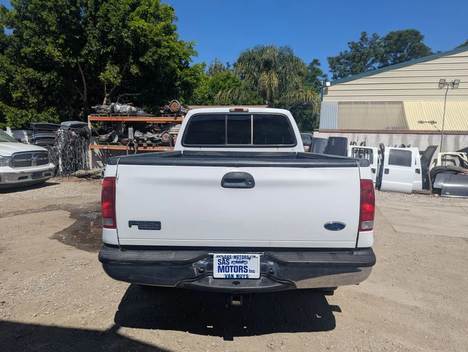 2004 Ford Super Duty 1st Gen - Image 3 of 15