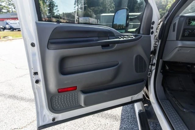 2004 Ford Super Duty 2nd Gen - Image 13 of 21