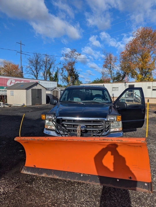 2004 Ford Super Duty 2nd Gen - Image 2 of 17