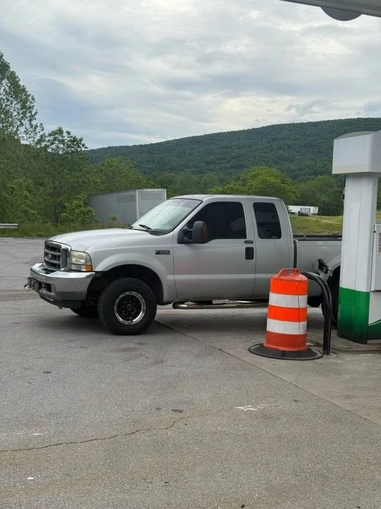 2004 Ford Super Duty 1st Gen - Image 9 of 10