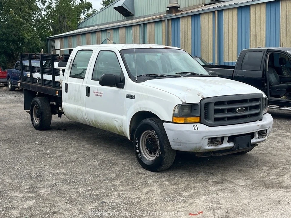 2004 Ford Super Duty 1st Gen - Image 2 of 12