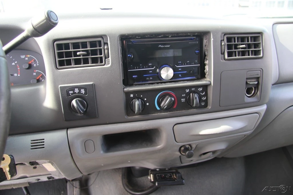 2004 Ford Super Duty 2nd Gen - Image 17 of 21