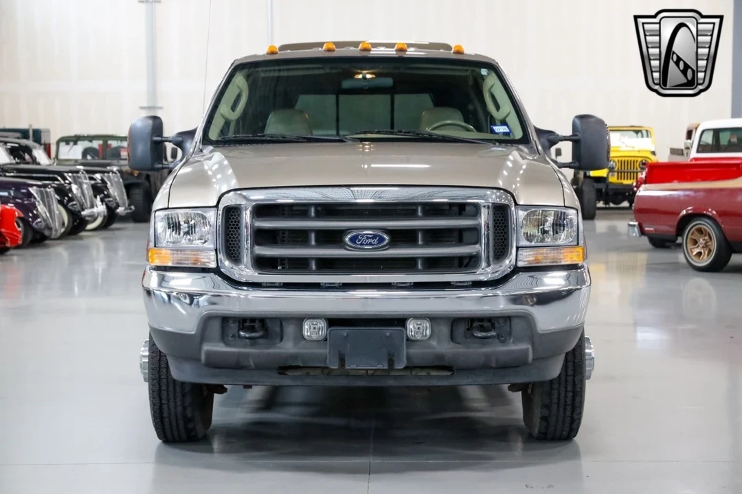 2004 Ford Super Duty 1st Gen - Image 3 of 12