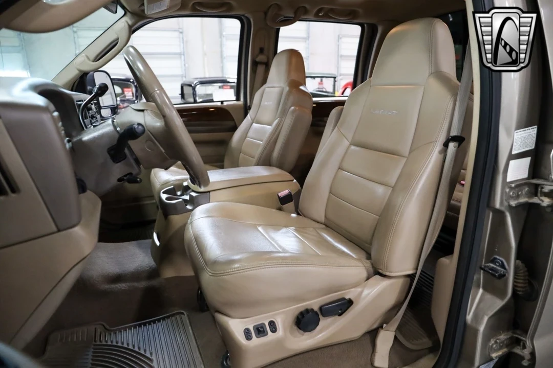 2004 Ford Super Duty 1st Gen - Image 19 of 21