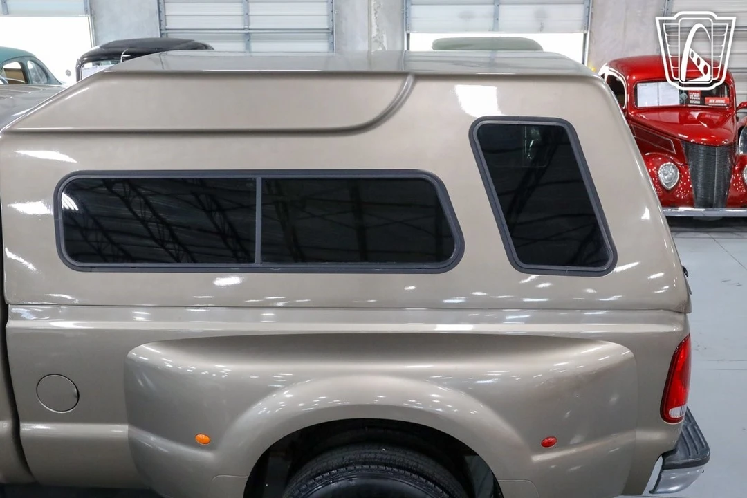 2004 Ford Super Duty 1st Gen - Image 20 of 21