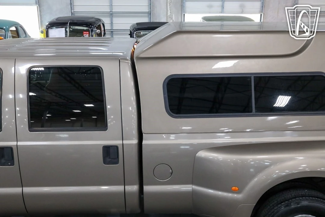 2004 Ford Super Duty 1st Gen - Image 17 of 21