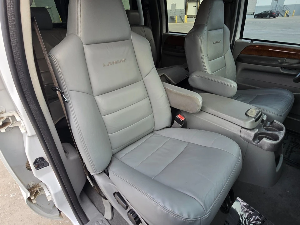 2004 Ford Super Duty 1st Gen - Image 13 of 21