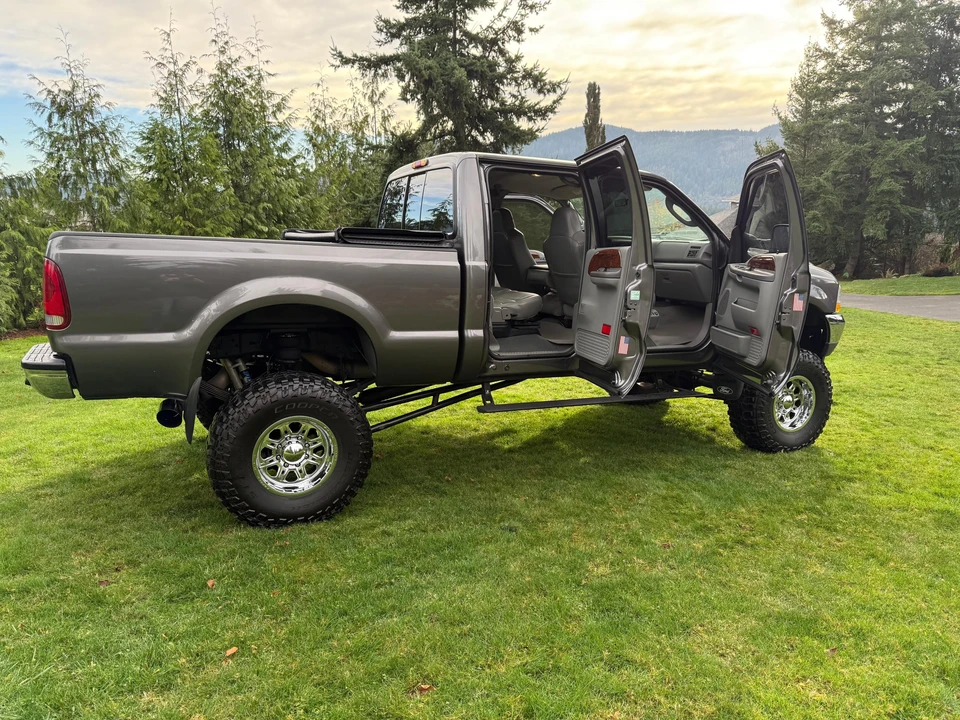 2004 Ford Super Duty 1st Gen - Image 22 of 31