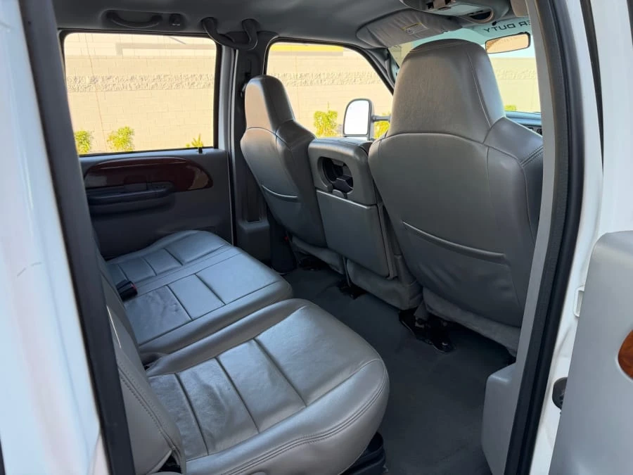 2004 Ford Super Duty 1st Gen - Image 18 of 19