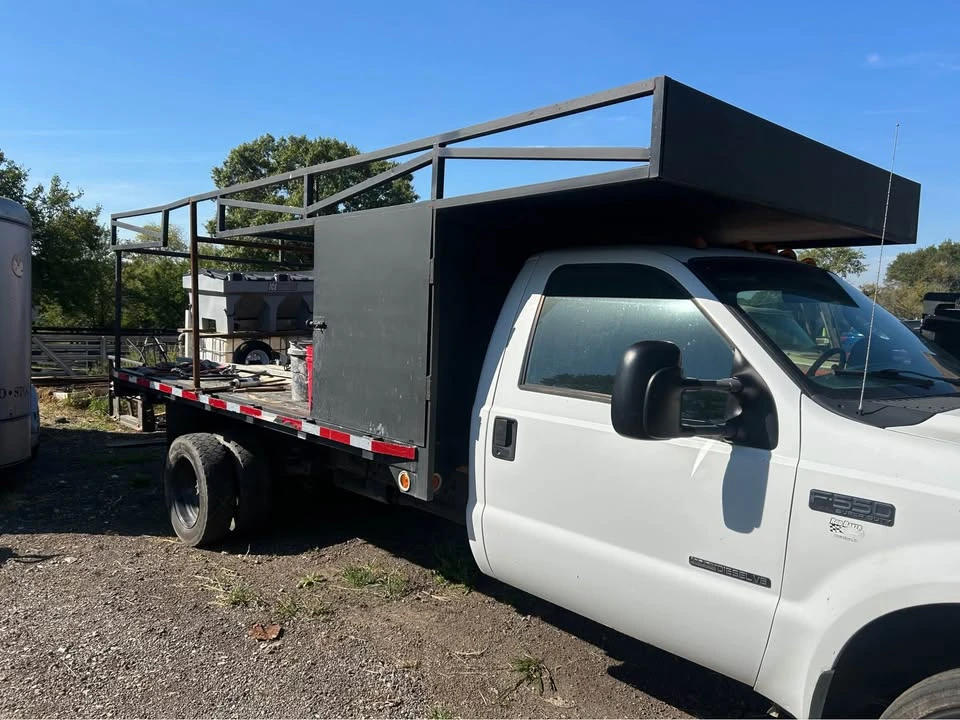 2004 Ford Super Duty 1st Gen - Image 3 of 10