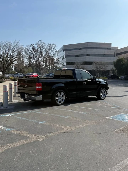 2004 Ford F-150 11th Gen - Image 4 of 4
