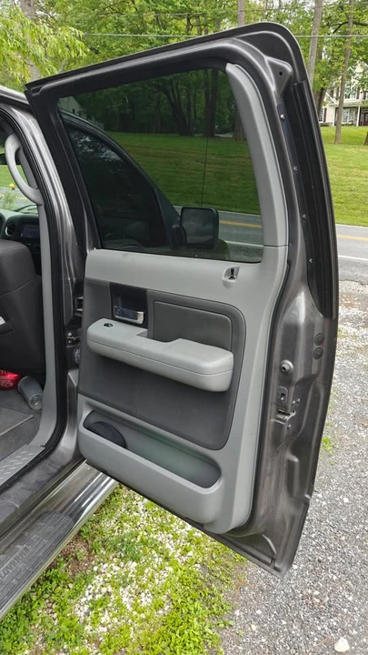 2004 Ford F-Series - Image 5 of 18
