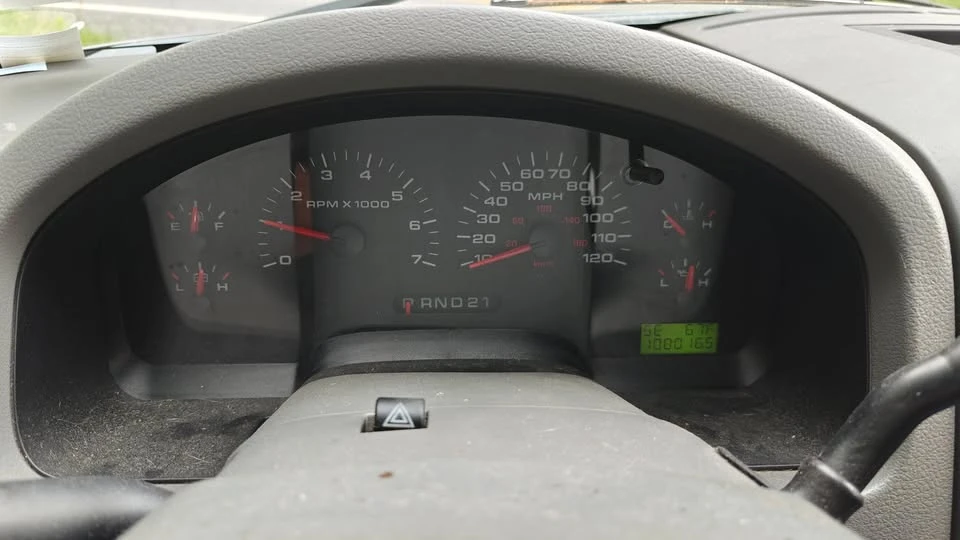 2004 Ford F-Series - Image 9 of 18