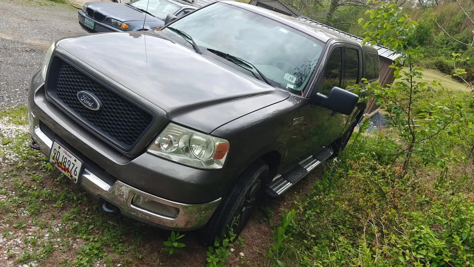 2004 Ford F-Series - Image 14 of 18