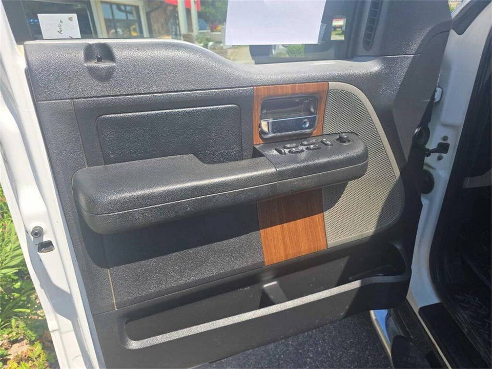 2004 Ford F-150 10th Gen - Image 24 of 31