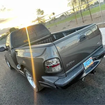 2004 Ford F150 Lightning Flash Pickup 4D 5 1/2 ft