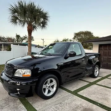 2004 Ford F-150 Lightning
