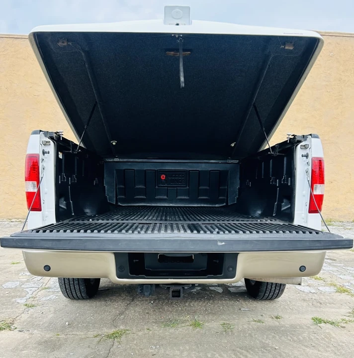 2004 Ford F-Series - Image 9 of 9