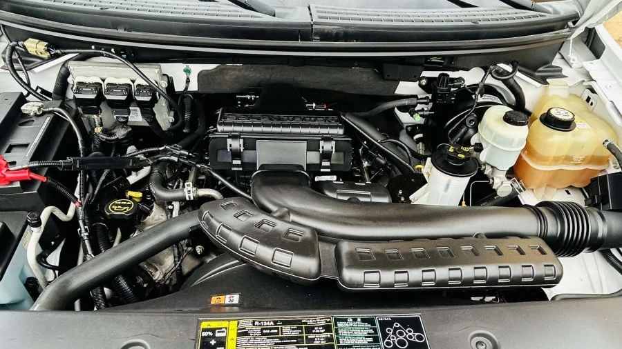 2004 Ford F-Series - Image 8 of 9