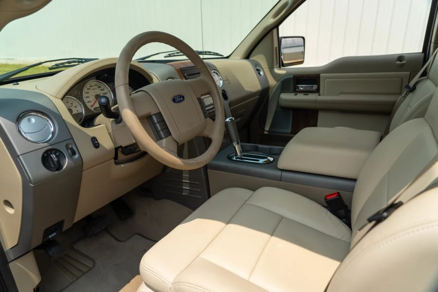 2004 Ford F-Series - Image 9 of 15