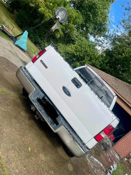 2004 Ford F-150 10th Gen - Image 4 of 11