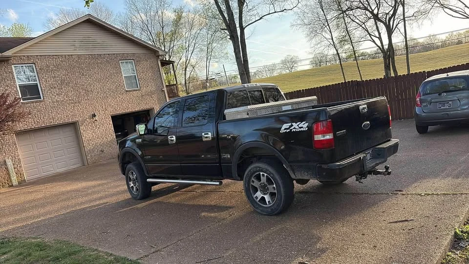2004 Ford F-150 11th Gen - Image 5 of 8