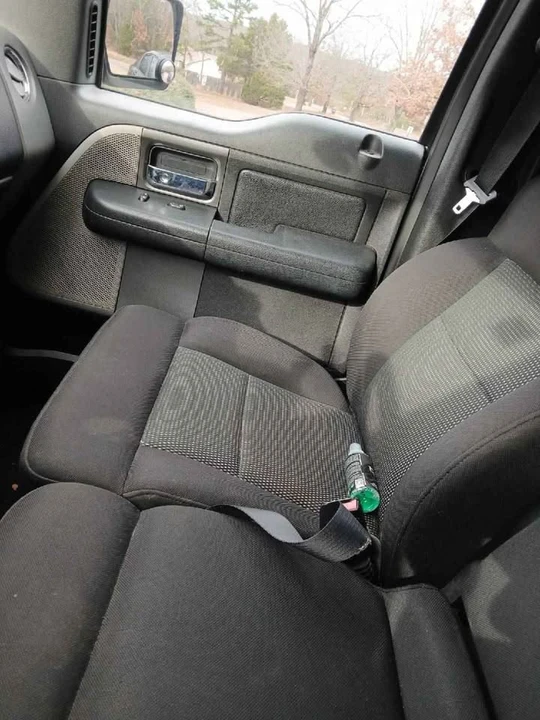2004 Ford F-150 10th Gen - Image 2 of 10