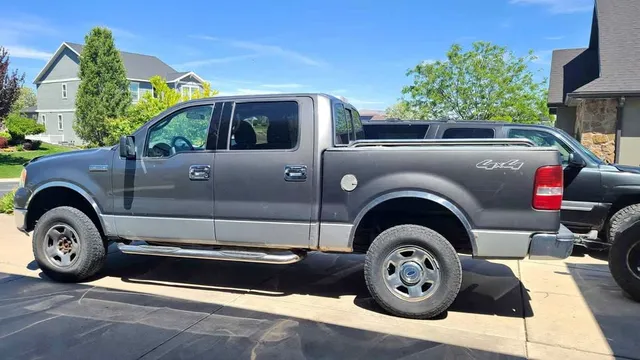 2004 Ford F-150 SuperCrew FX4