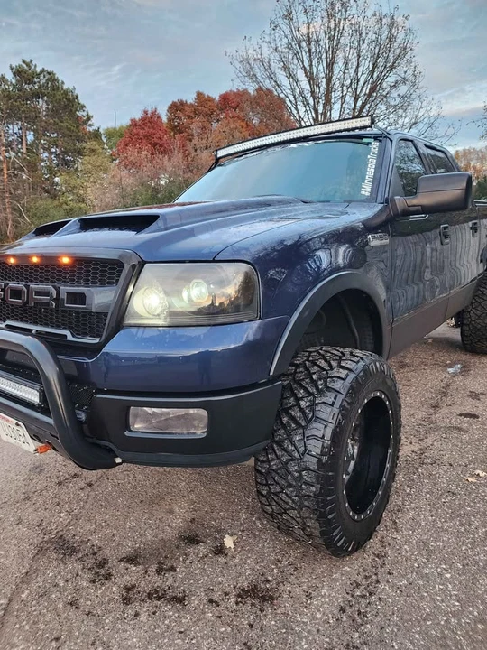 2004 Ford F-150 10th Gen - Image 3 of 19