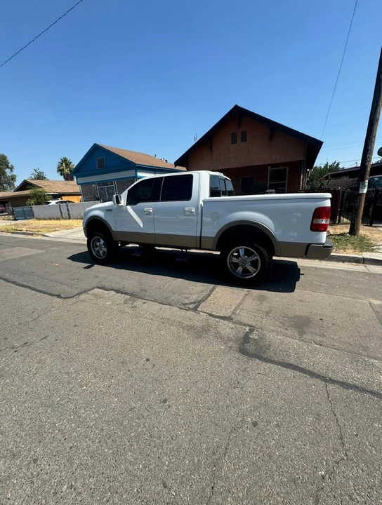 2004 Ford F-150 10th Gen - Image 5 of 12