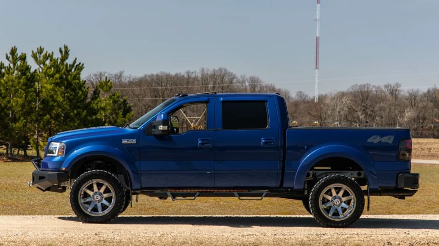 2004 Ford F-Series - Image 2 of 14