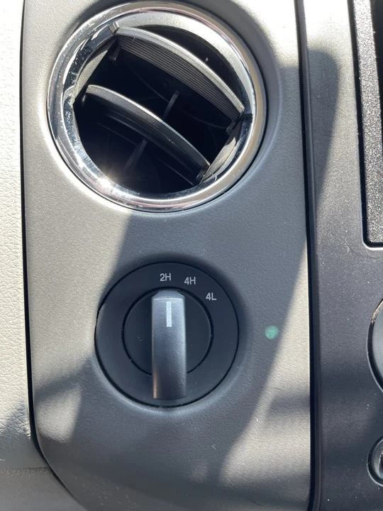 2004 Ford F-150 11th Gen - Image 21 of 24