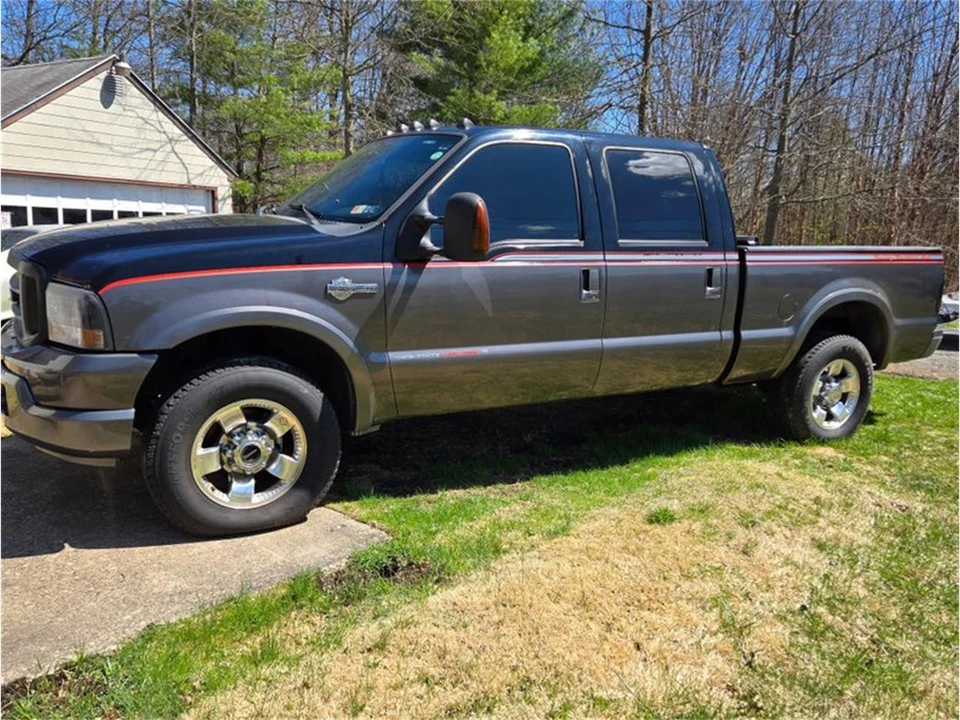 2004 Ford F-Series - Image 2 of 19