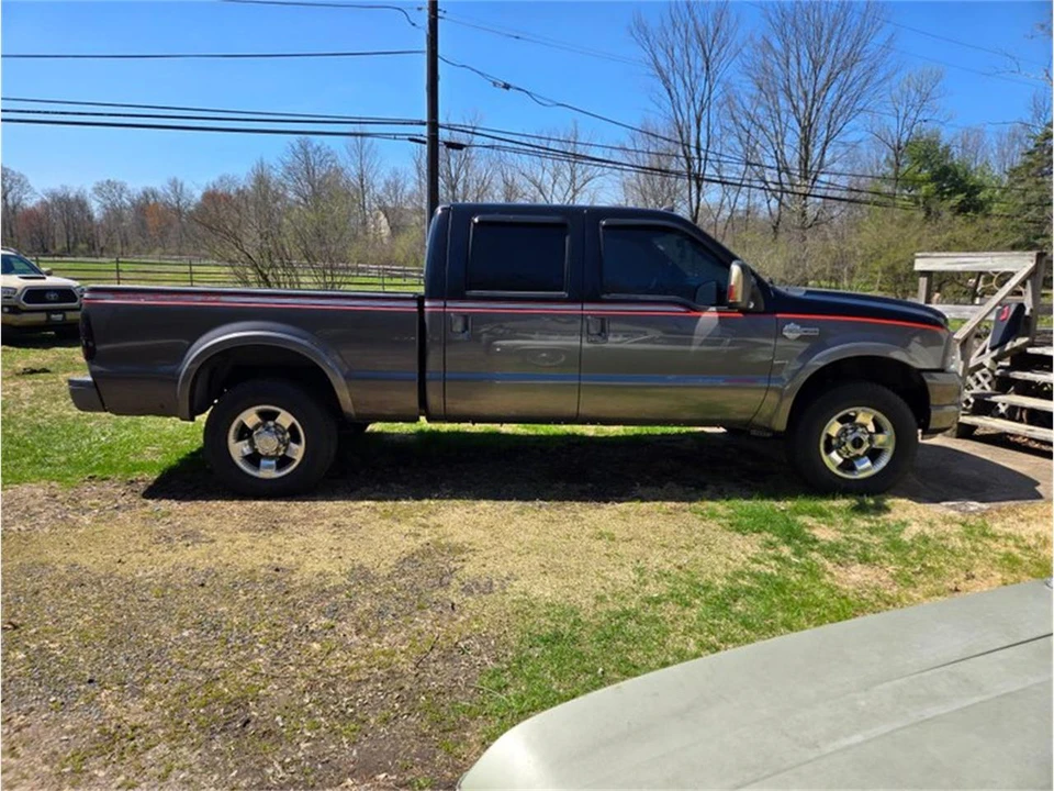 2004 Ford F-Series - Image 5 of 19