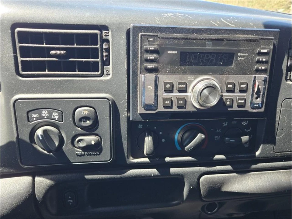 2004 Ford F-Series - Image 14 of 19