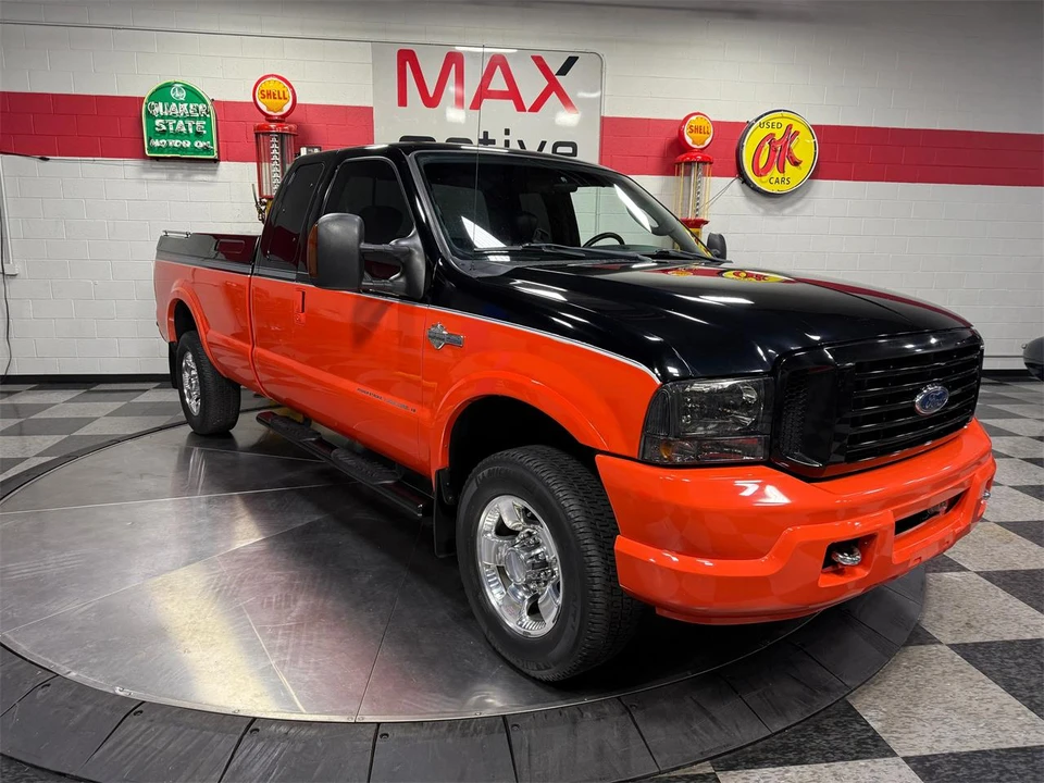 2004 Ford Super Duty 1st Gen - Image 2 of 31