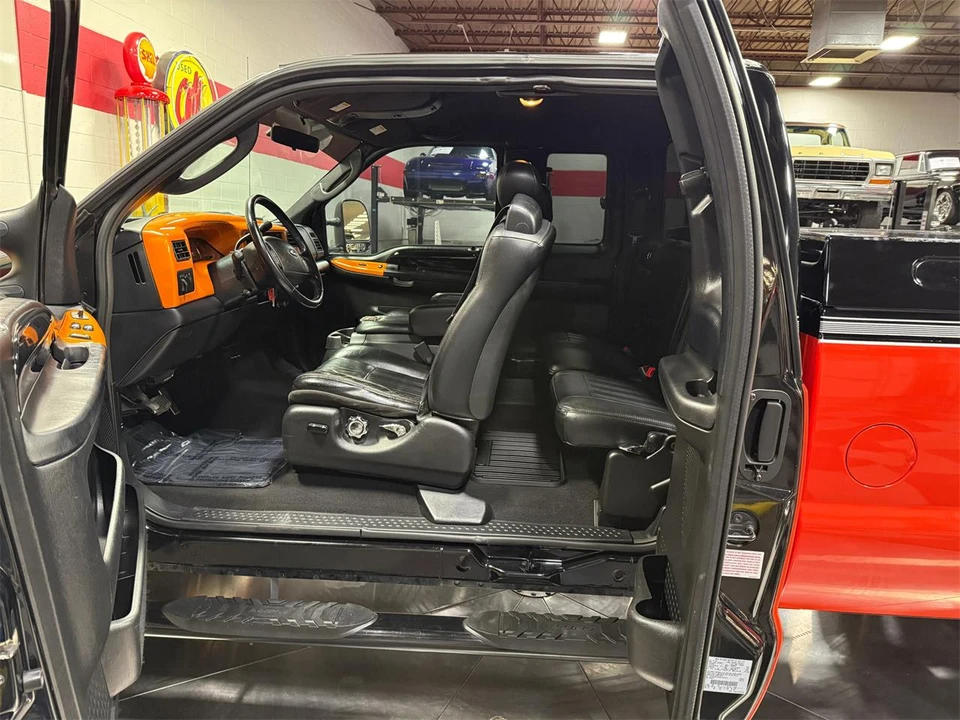 2004 Ford Super Duty 1st Gen - Image 29 of 31