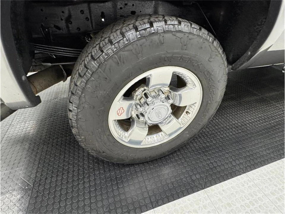 2004 Ford Super Duty 1st Gen - Image 23 of 31
