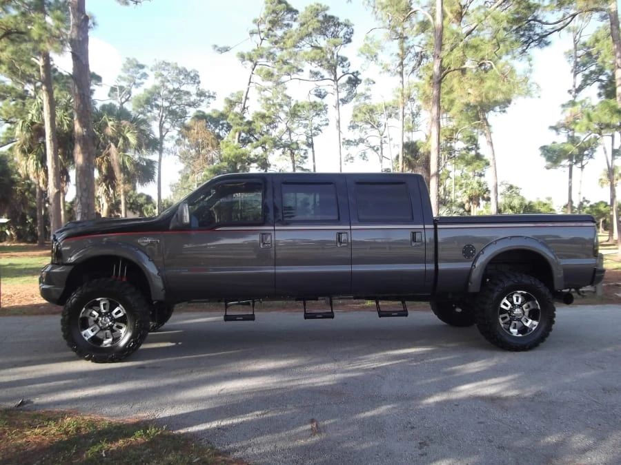 2004 Ford Super Duty 1st Gen - Image 2 of 11