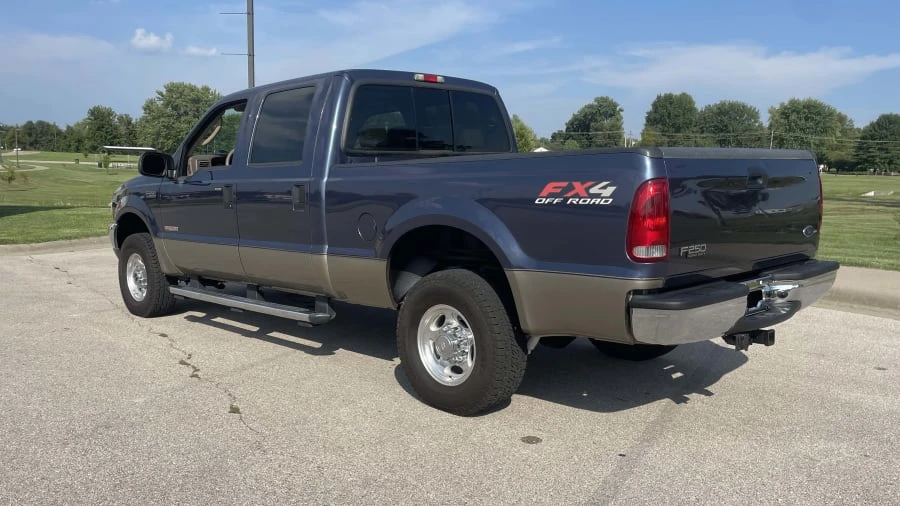 2004 Ford Super Duty 1st Gen - Image 3 of 10