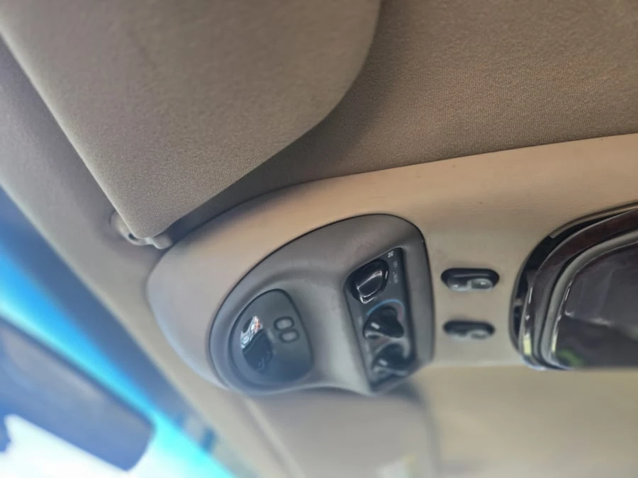 2004 Ford Super Duty 1st Gen - Image 18 of 31