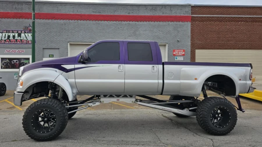 2004 Ford Super Duty 1st Gen - Image 2 of 14
