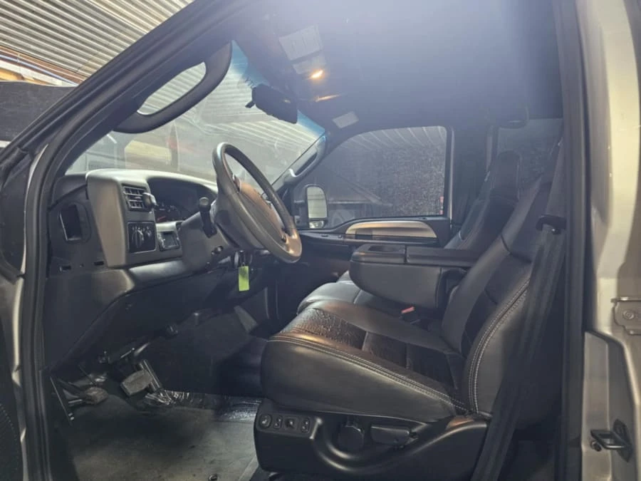 2004 Ford Super Duty 1st Gen - Image 11 of 14