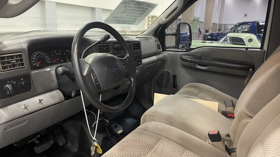 2004 Ford Super Duty 1st Gen - Image 3 of 4
